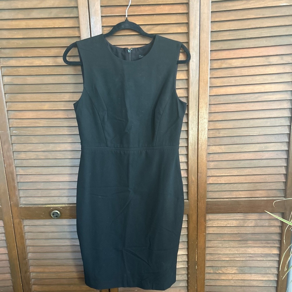 Ann Taylor Perfect Black Dress
